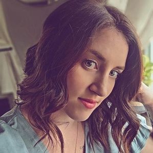 Meet your Posher, Elisabelle